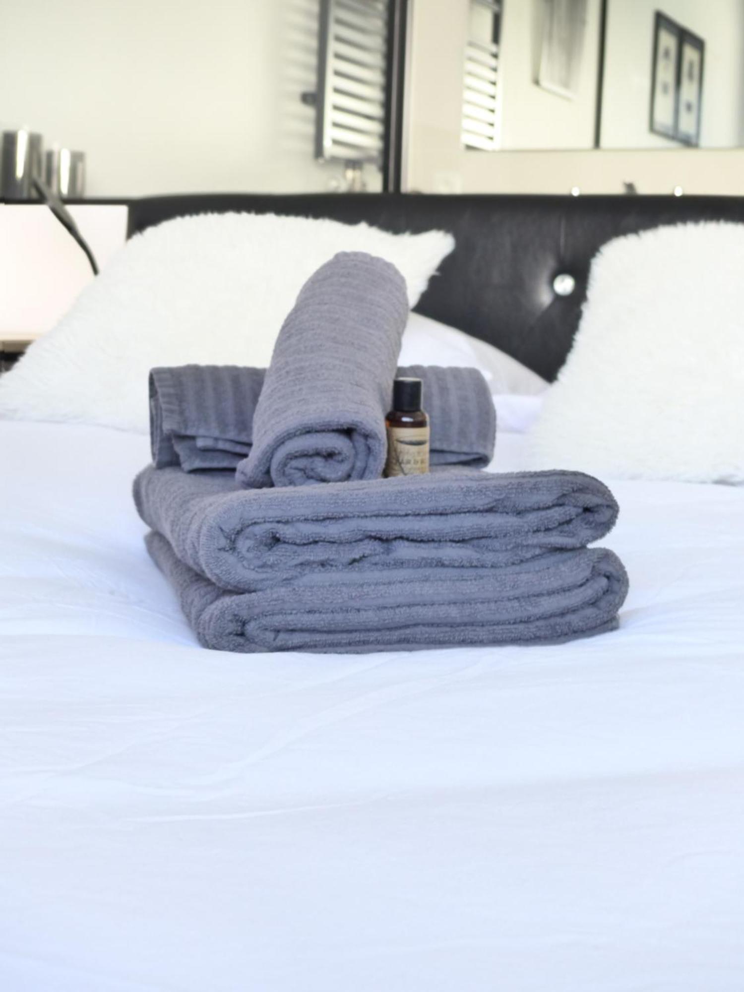 La Cite Des Coeurs Lu Parking Inclus Apartamento *